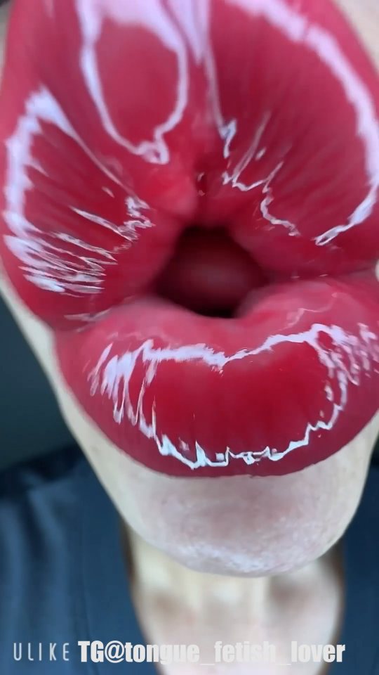 TG@tongue_fetish_lover (14)